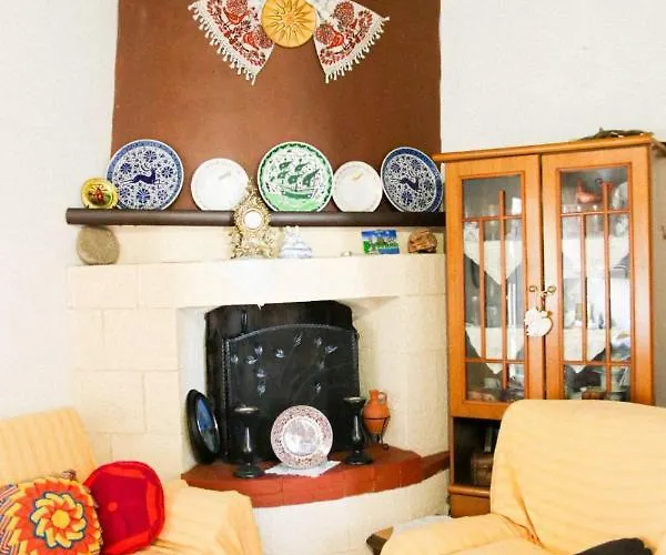 Traditional House In Laerma Dağ evi *